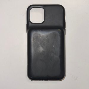 Apple iPhone 11 Pro Smart Battery Case with Wireless Charging - Black